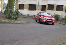 PEUGEOT 308 1.6 e-HDi (1)