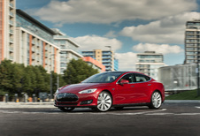 Tesla Model S P90D (2016)