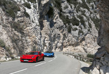 FERRARI F12TDF // LAMBORGHINI AVENTADOR SV ROADSTER : Speed date