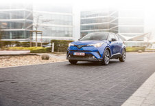 TOYOTA C-HR HYBRID : Sexy seut