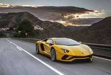 Lamborghini Aventador S (2018)