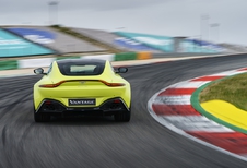 Aston Martin Vantage (2018) - full speed op Portimao