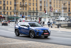 Lexus UX 250h