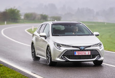 Toyota Corolla Touring Sports 2.0 Hybride : Van alle markten thuis