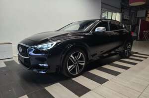 Infiniti q30