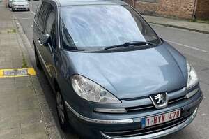 Peugeot 807