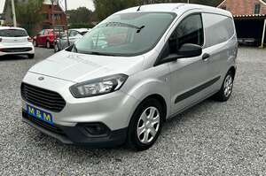 Ford transit courier