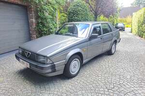 Alfa Romeo 75