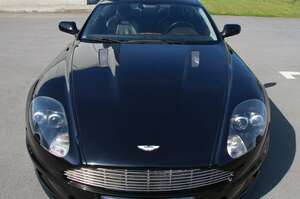 Aston Martin DB9