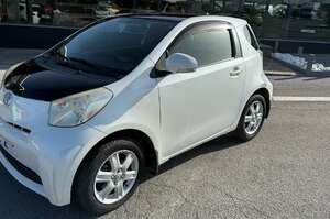 Toyota iQ