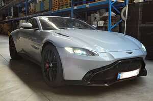 Aston Martin V8 Vantage