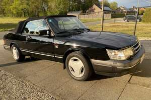 Saab 900