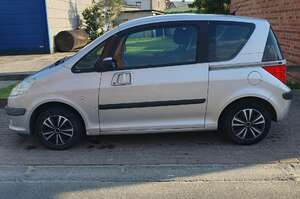 Peugeot 1007