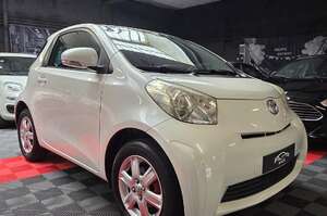 Toyota iQ