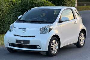 Toyota iQ