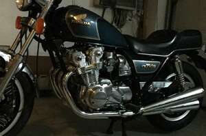 Honda cb 750