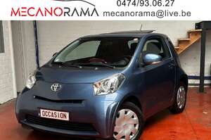 Toyota iQ