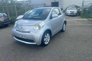 Toyota iQ