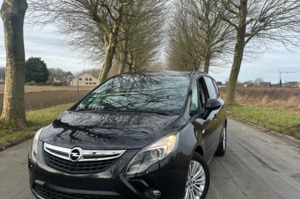 Opel Zafira Tourer