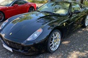 Ferrari F 599