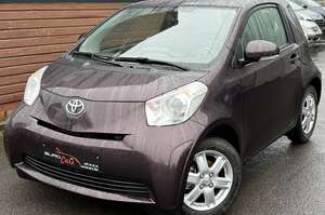 Toyota iQ