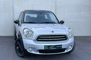 MINI Paceman