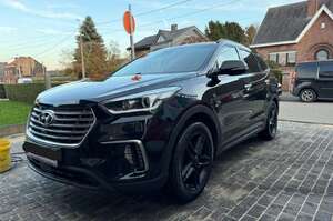 Hyundai Grand Santa Fe