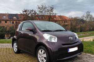 Toyota iQ