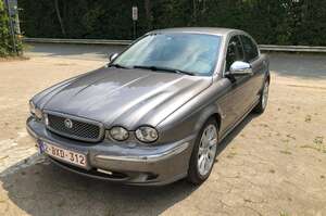 Jaguar X-Type