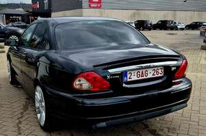 Jaguar X-Type