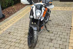  125 duke