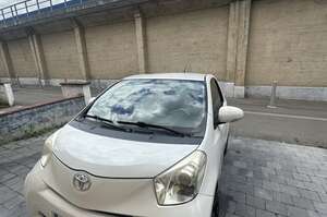 Toyota iQ