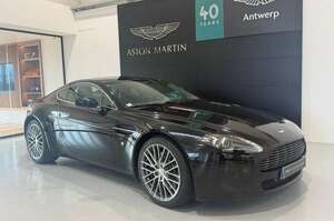 Aston Martin V8