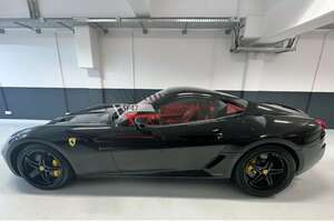 Ferrari F 599