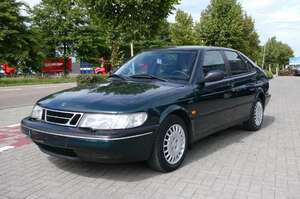 Saab 900