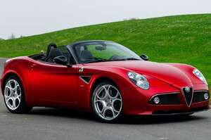 Alfa Romeo 8C