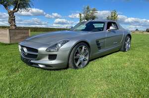 Mercedes-Benz SLS AMG