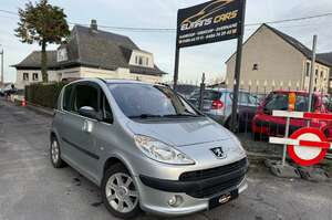 Peugeot 1007