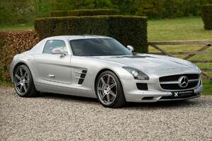 Mercedes-Benz SLS AMG