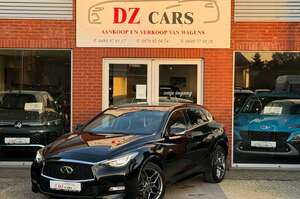 Infiniti q30