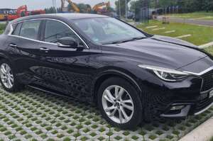 Infiniti q30