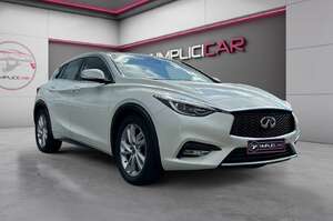 Infiniti q30