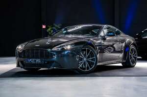 Aston Martin V8