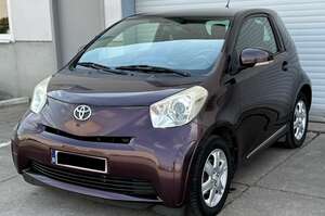 Toyota iQ
