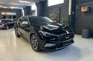 Infiniti q30