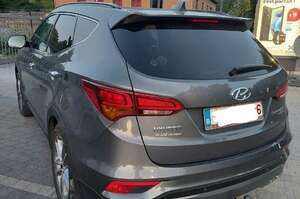 Hyundai Grand Santa Fe