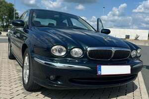 Jaguar X-Type