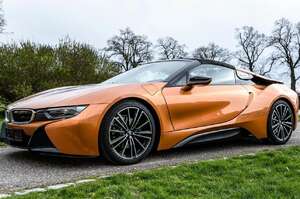 BMW i8