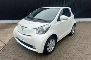 Toyota iQ