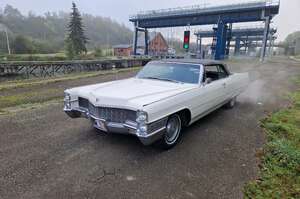 Cadillac Deville